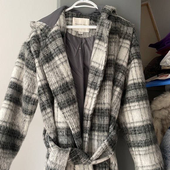 Winter coat - Picture 2 of 2